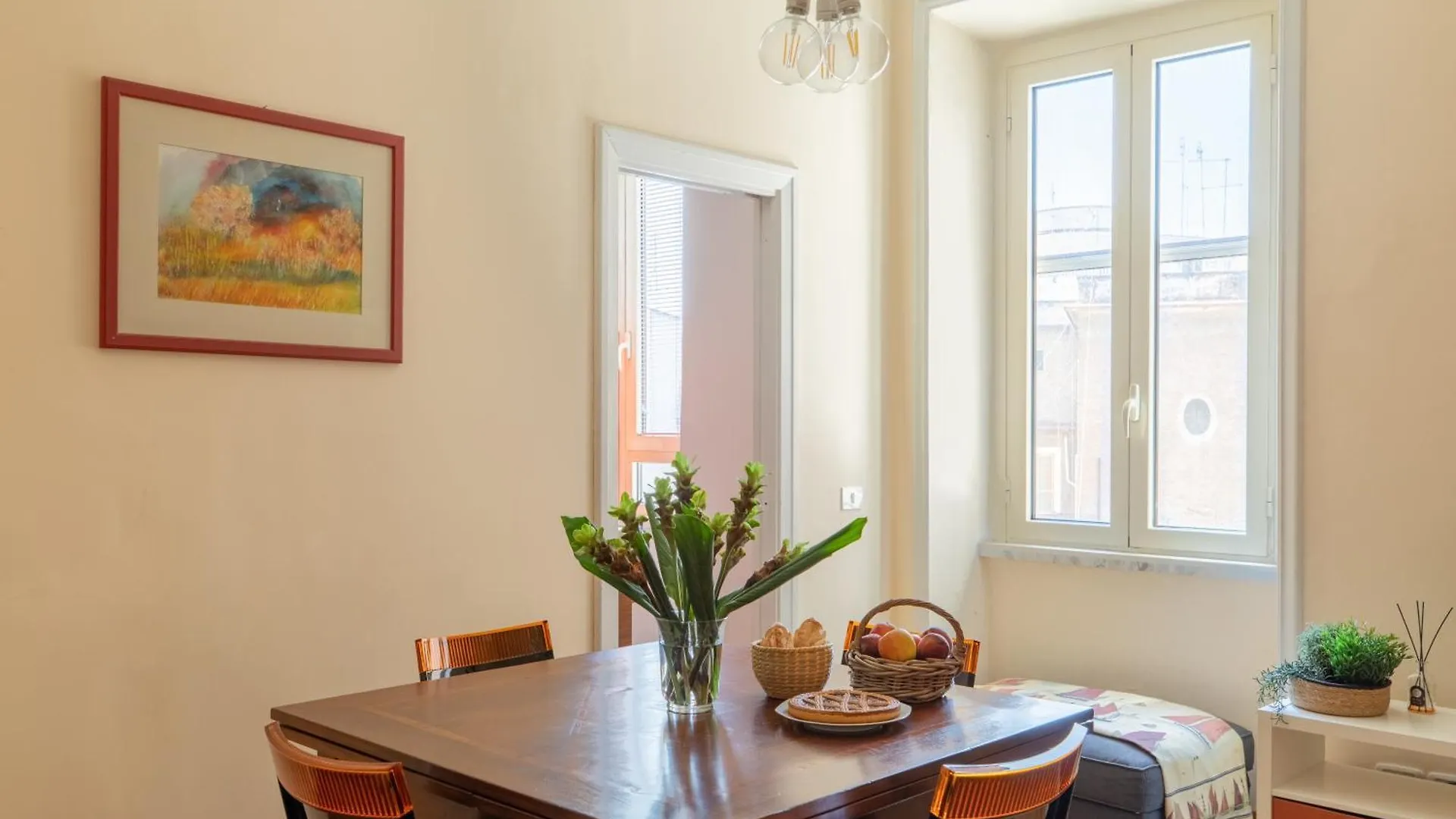 רומא Iflat Bright & Comfy 2-Bedroom Apt Near Vatican דירה
